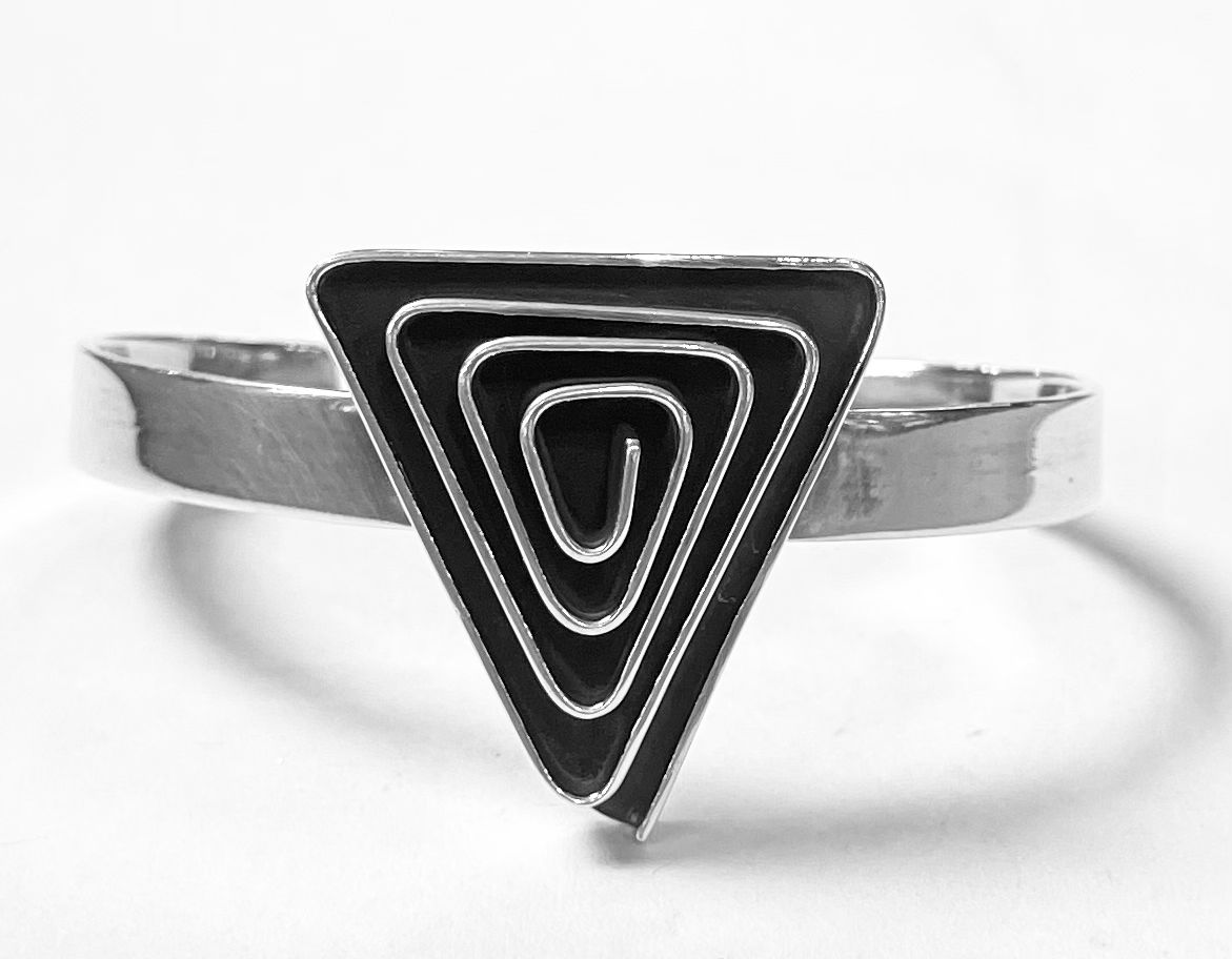 BRAZALETE CORRUGADO EN PLATA LEY 925